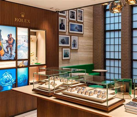 ‭Rolex Boutique Long's‬ in 8 Newbury Street Boston 02116